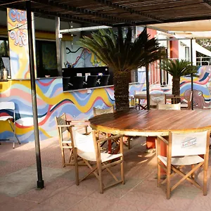  Hostal House Of Nissus